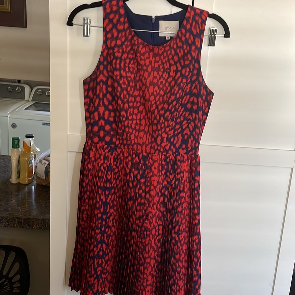 Wren pleated leopard print dress - Picture 2 of 6